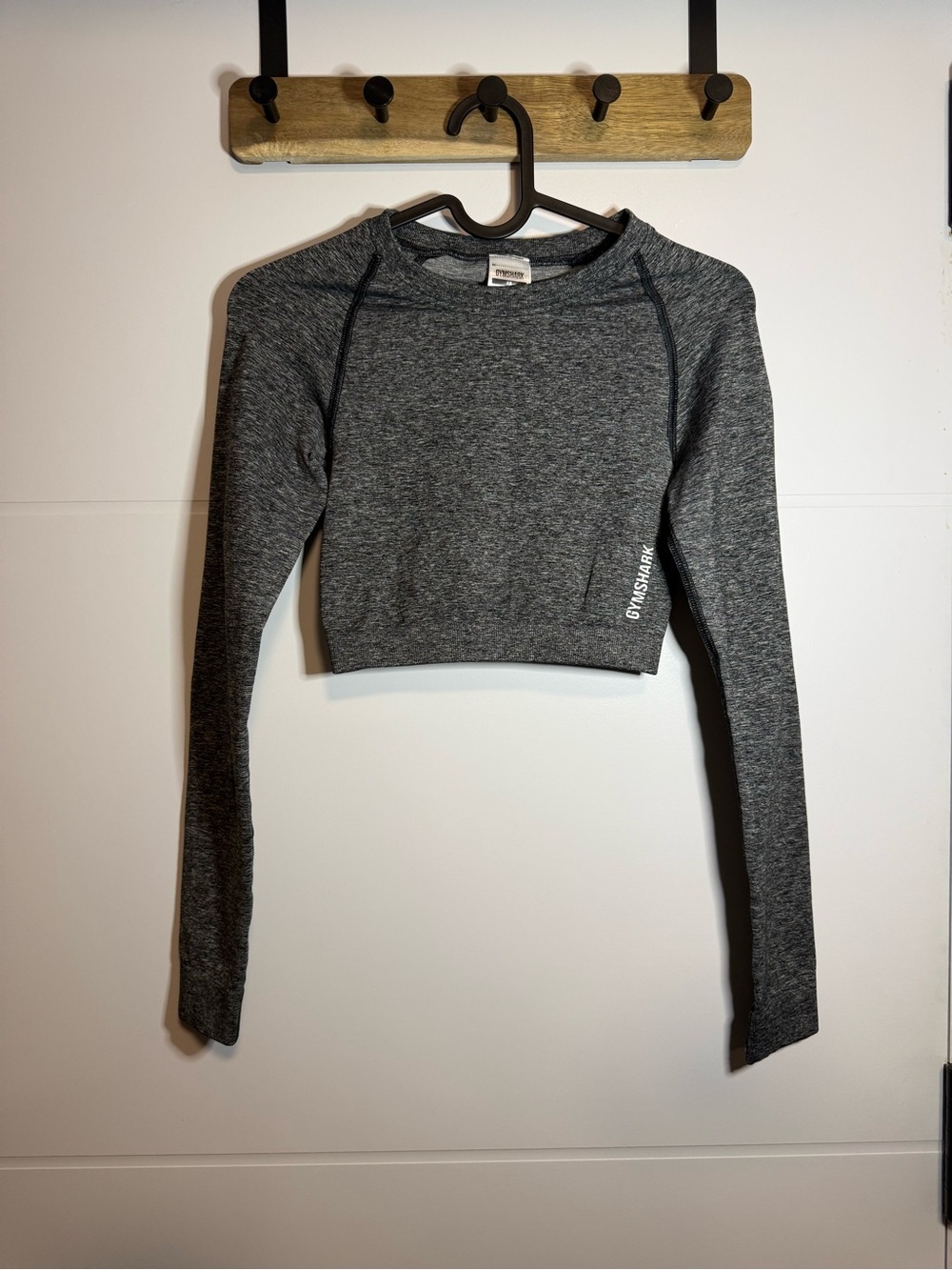 Gymshark Women's Dark Gray Cropped Long-Sleeve Top